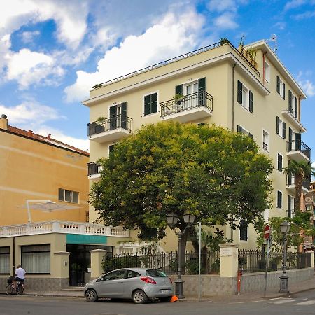 Residence San Marco Suites&Apartments Alassio Eksteriør bilde