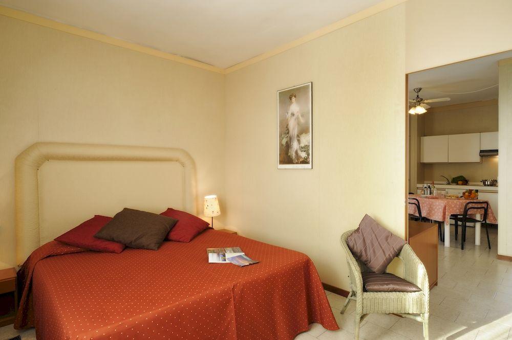 Residence San Marco Suites&Apartments Alassio Eksteriør bilde